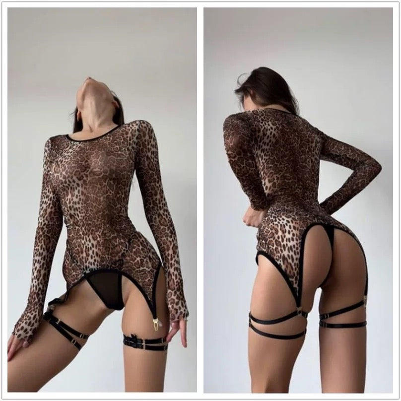 Body íntimo de tul transparente con diseño provocativo