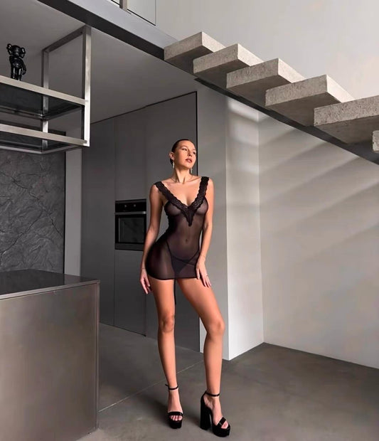 Vestido de Dormir Encaje Transparente con Conjunto de Lencería Sexy